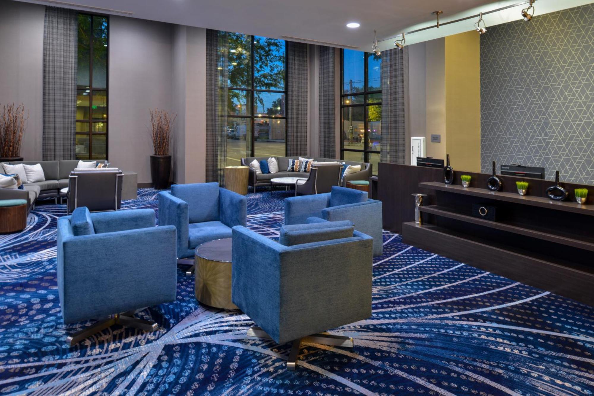 Отель Courtyard By Marriott Wilmington Downtown/Historic District Экстерьер фото